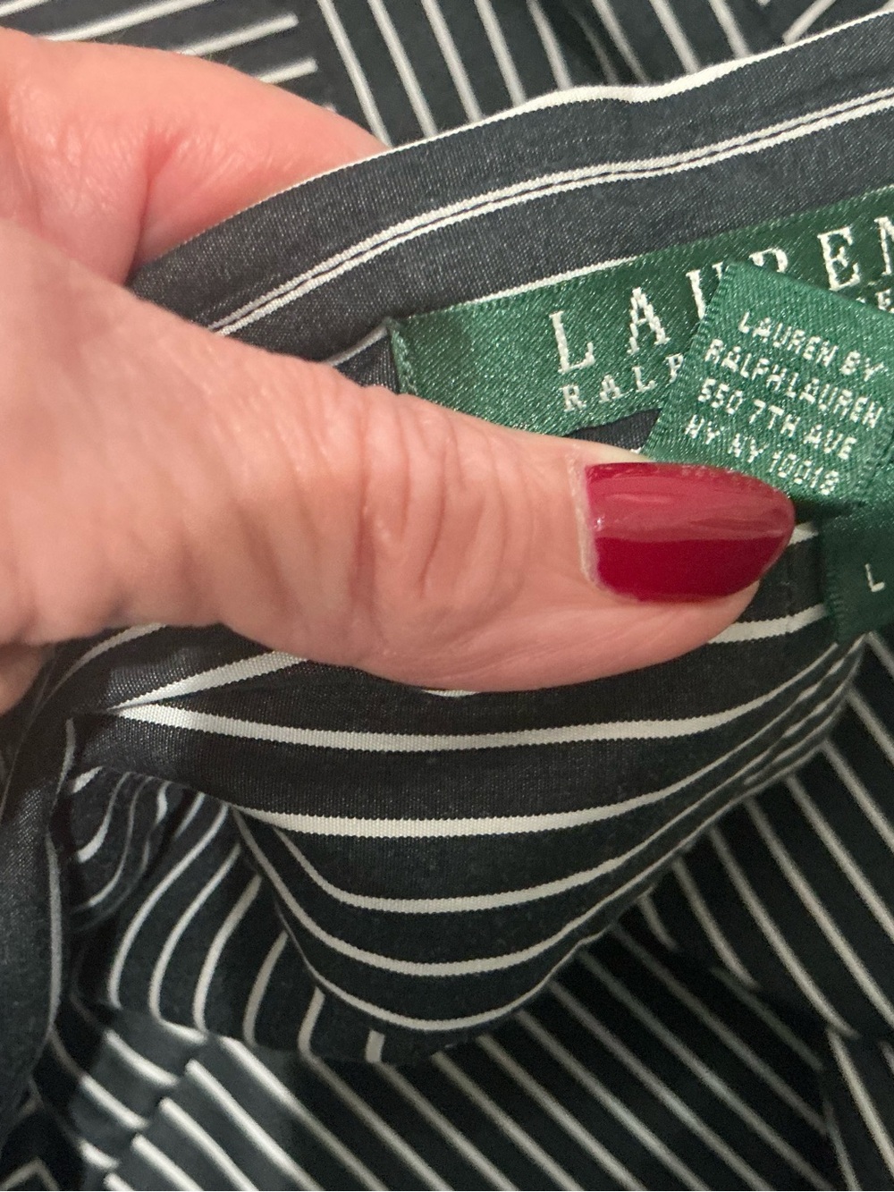 Lauren Ralph Lauren women’s large black/white pinstripe, button-down cotton shir - Picture 4 of 11